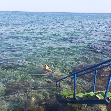 B&B Sea Terrace อาชิ กัสเตลโล ภายนอก รูปภาพ