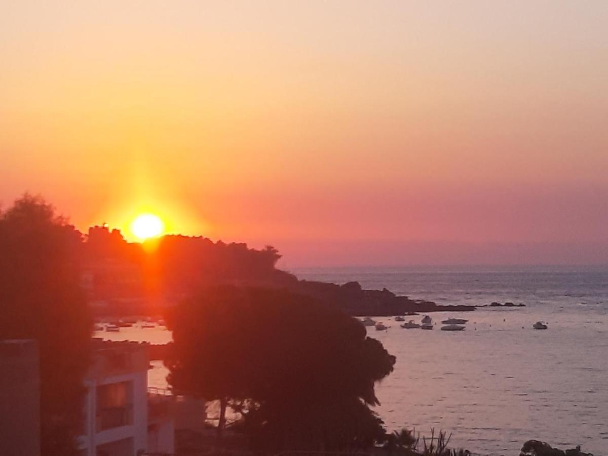 B&B Sea Terrace อาชิ กัสเตลโล ภายนอก รูปภาพ