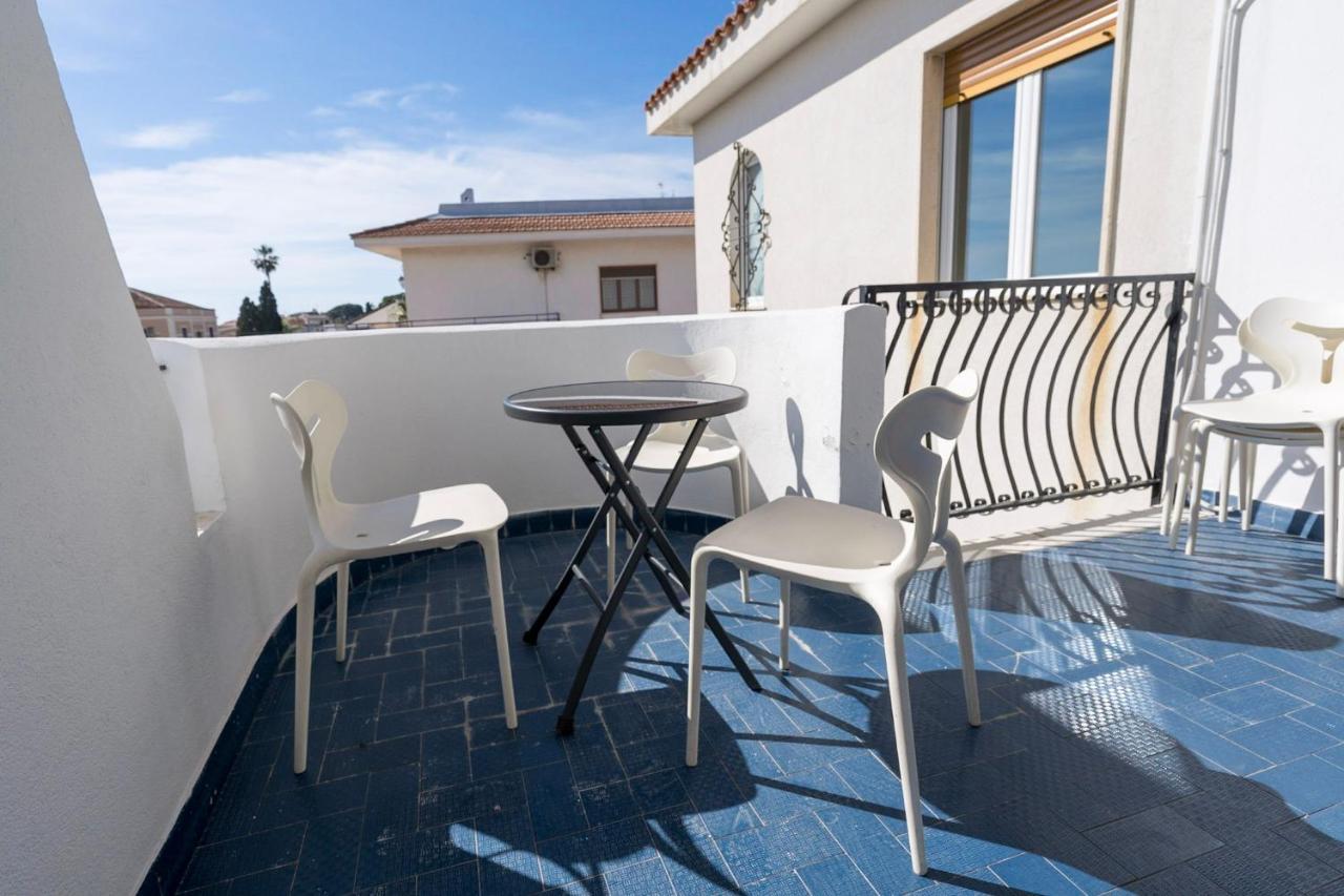 B&B Sea Terrace อาชิ กัสเตลโล ภายนอก รูปภาพ